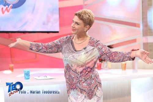 Teo Trandafir, spectaculoasă în rochie. Uite cât de mult a slăbit!