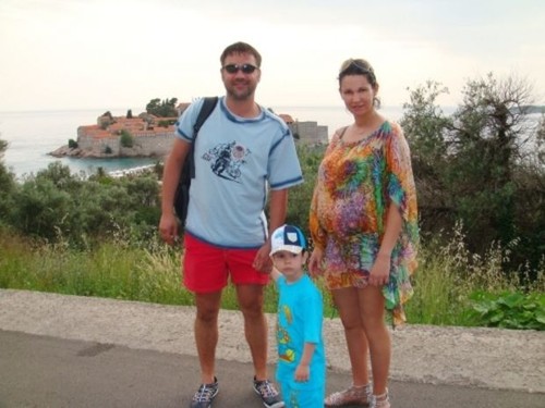 Nicoleta Luciu, prima vacanţă cu tripleţii peste hotare