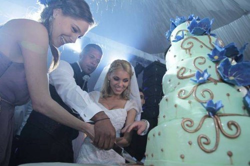 Cum au arătat torturile de nuntă ale vedetelor de la noi