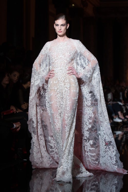 Cele mai frumoase ţinute de la Săptămâna modei Haute Couture din Paris 