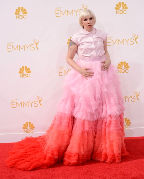 Siluetele le-au trădat! Alegerile vestimentare neinspirate la Emmy 2014!