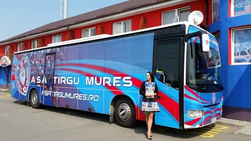 Mişcare surprinzătoare a Andreei Marin. Se implică în fotbal!