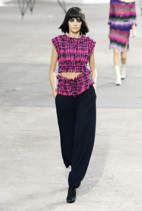 Modele românce în prezentările marilor designeri