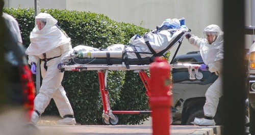 Virusul Ebola. Cum se transmite şi care sunt simptomele