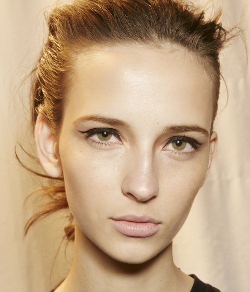 Cat eyes, cel mai cool trend al sezonului în materie de make-up