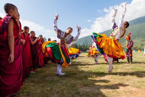 Destinaţii exotice din Asia unde trebuie să mergi singură