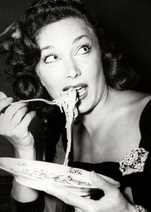 Sophia Loren arată fabulos la 80 de ani. Ce dietă a urmat toată viaţa
