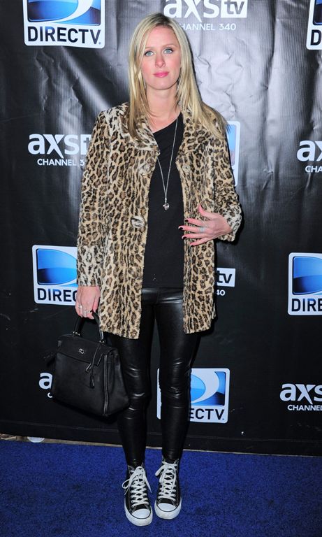 Cum porţi jacheta animal-print. Inspiră-te de la Nicky Hilton!