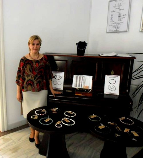 Cum sa pornesti o afacere personala de la un simplu hobby - interviu cu Claudia de la GeronimoDesign  