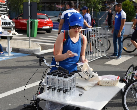 petrecere pe biciclete