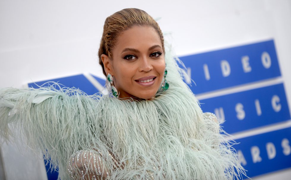 Beyonce la MTV Video Music Awards 2016