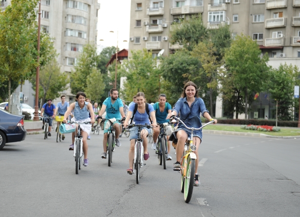 petrecere pe biciclete