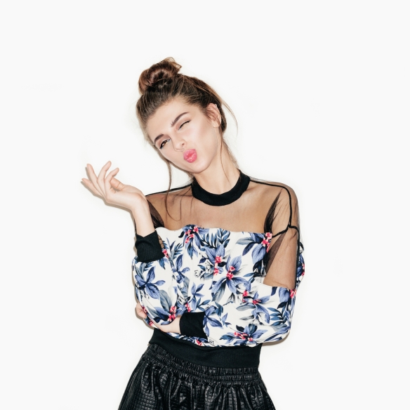 coafuri de ocazie the topknot