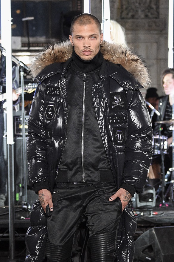 jeremy-meeks-new-york-detinutul-sexy-saptamana-modei-catwalk-defilare-philipp-plein