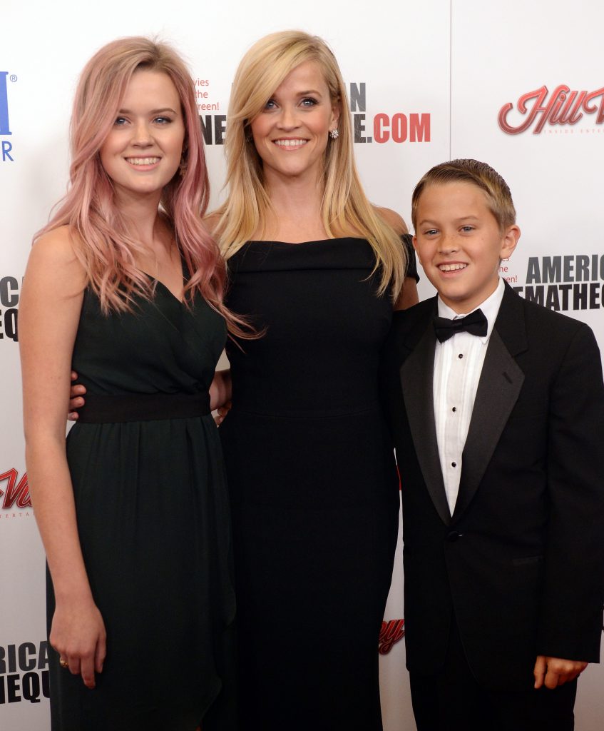 Reese Witherspoon alături de fiica și fiul ei, Ava și Deacon Phillippe 
