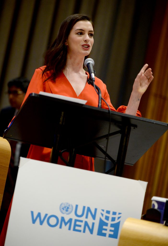 actrita-anna-hathaway-prima-poza-cu-fiul-ei-pe-instagram discurs ziua internationala a femeii