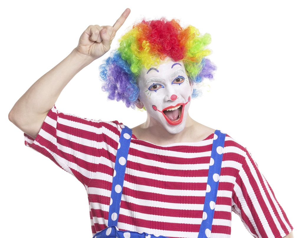 obraji-imbujorati-prea-mult-blush-in-pometi-aspect-de-clown-greșeli-de-make-up-care-te-îmbătrânesc