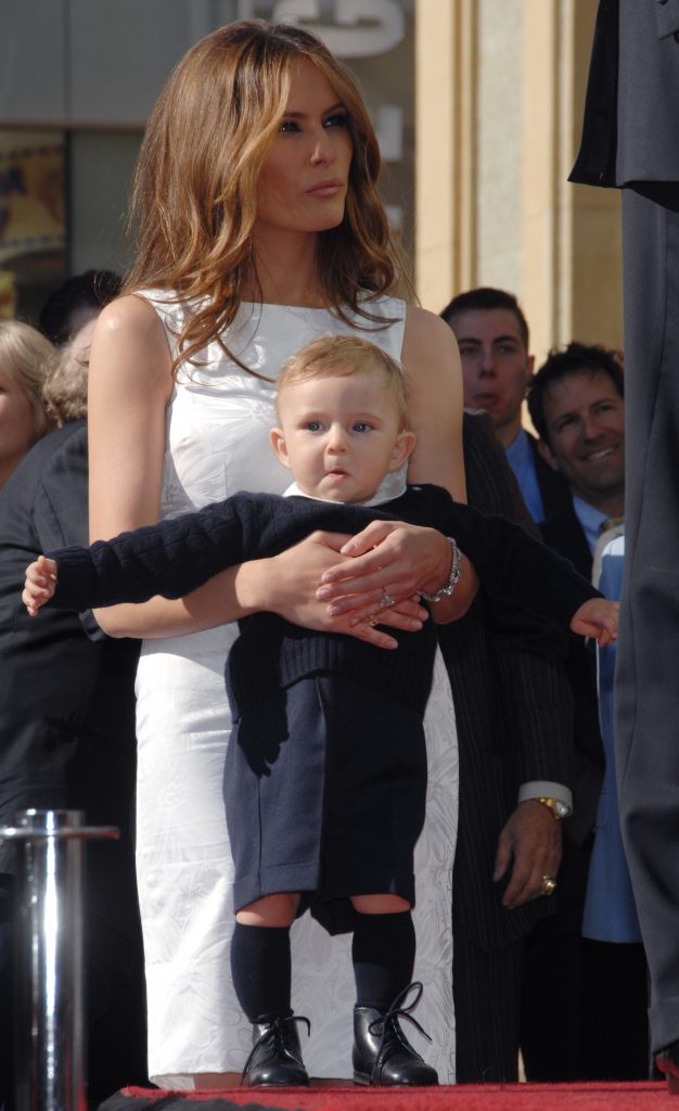 melania-trump-si-barron-trump