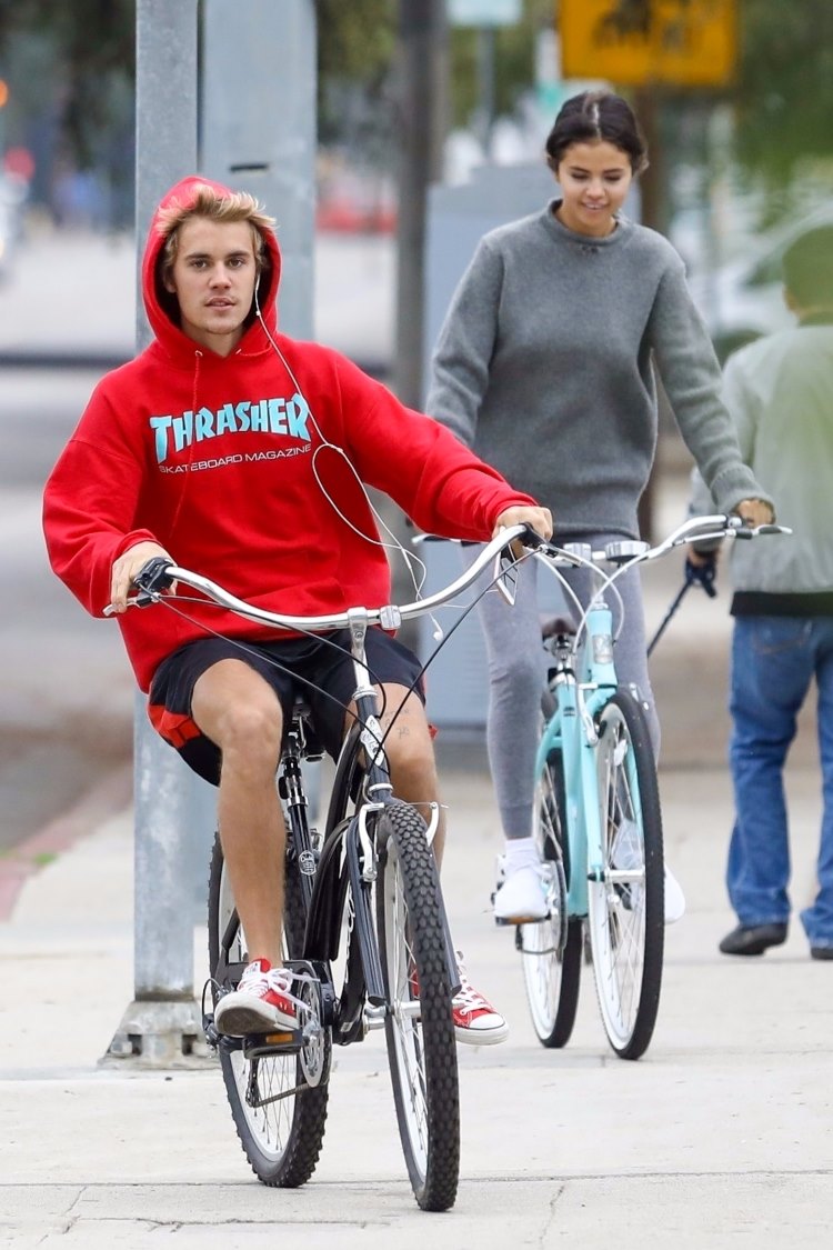 Selena Gomez si Justin Bieber
