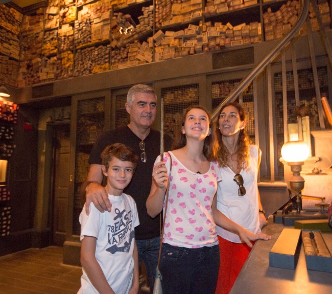 Saul Lisazo alaturi de familie