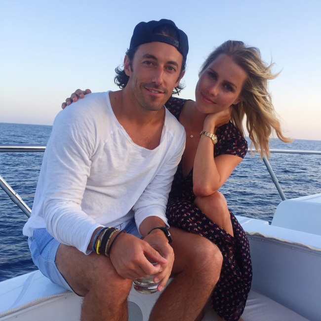 Claire Holt si Andrew Joblon