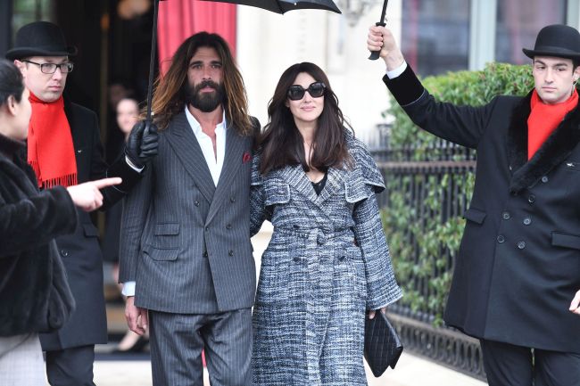Monica Bellucci are un iubit cu 18 ani ani mai tÃ¢nÄr FOTO