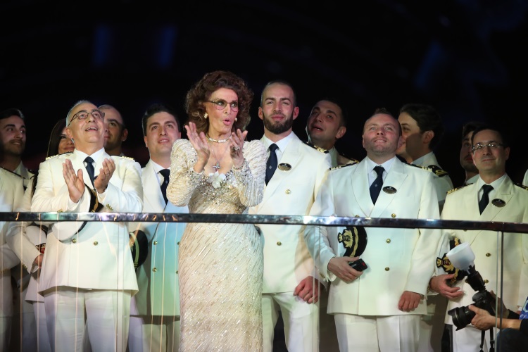 Sophia Loren arată incredibil la 84 de ani. Ce rochie a purtat actrița la un eveniment