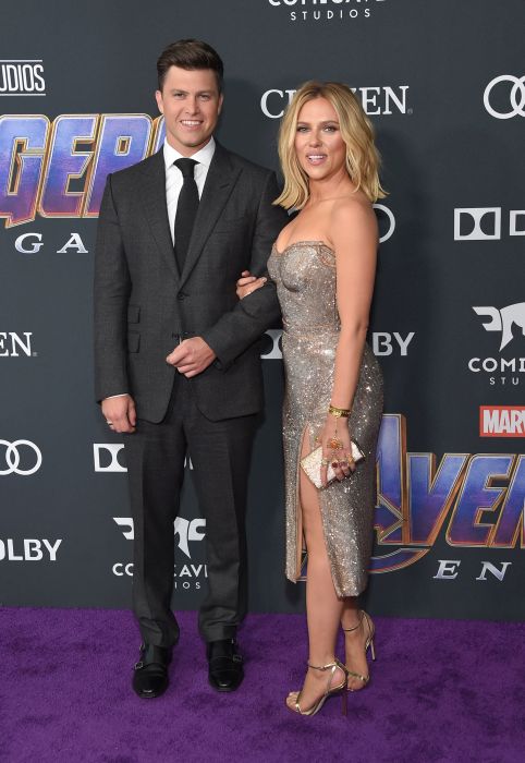 Scarlett Johansson s-a logodit cu Colin Jost