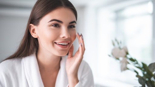 (P) Produse cosmetice care nu trebuie să lipsească din rutina de îngrijire a tenului şi corpului