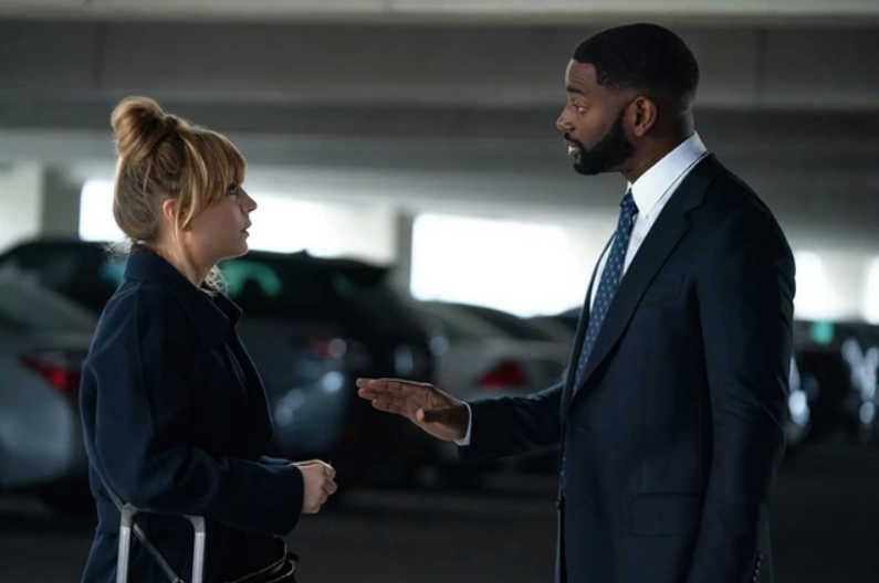 EXCLUSIV! Actorii din „The Flight Attendant” ne-au spus secretele noului sezon