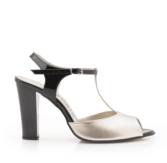 Sandale de damă pentru 2024: Modele de la UrbanShoes