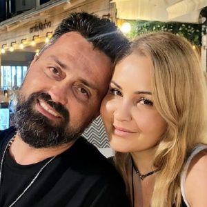 Imagine rară cu chef Orlando Zaharia din ziua nunții cu soția lui, Mădălina: „La bine și la greu! De 22 de ani”
