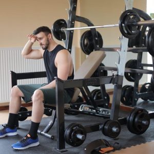 Creatina pentru bărbați: diferența se adună în repetările de la final