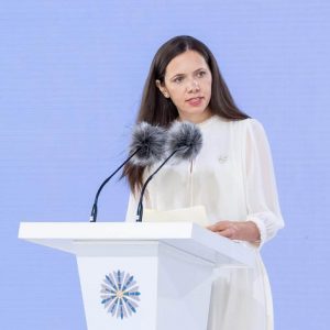 Ținuta Mirabelei Grădinaru de la summit-ul din Ucraina, analizată de stiliști. „Reprezinți o țară, trebuie mare atenție la tot!” Ce au observat experții