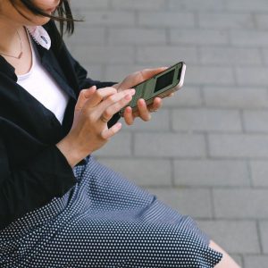 iPhone 18 Pro Max, dar tableta e încă în geantă? Minimalism real sau mit de marketing?