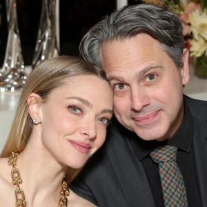Amanda Seyfried și Thomas Sadoski divorțează după nouă ani de căsnicie