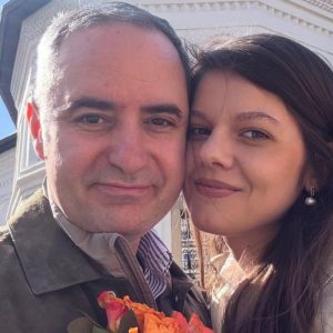Cine este viitoarea soție a lui Alexandru Nazare. Maria Mihali are 30 de ani și este interpretă de muzică populară