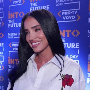 Cum au reacționat soțul și fiica Adelinei Pestrițu când au aflat că va prezenta emisiunea Burlacii: Foc în paradis: „Am stat 5 săptămâni în Istanbul” / Exclusiv